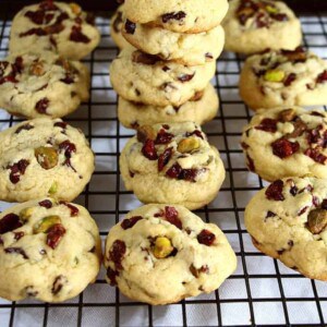 cranberry-pistacho-cookies