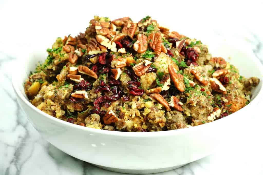 Slow Cooker Cornbread Stuffing The Salty Marshmallow   Slow Cooker Cornbread Stuffing2 1 1024x682 