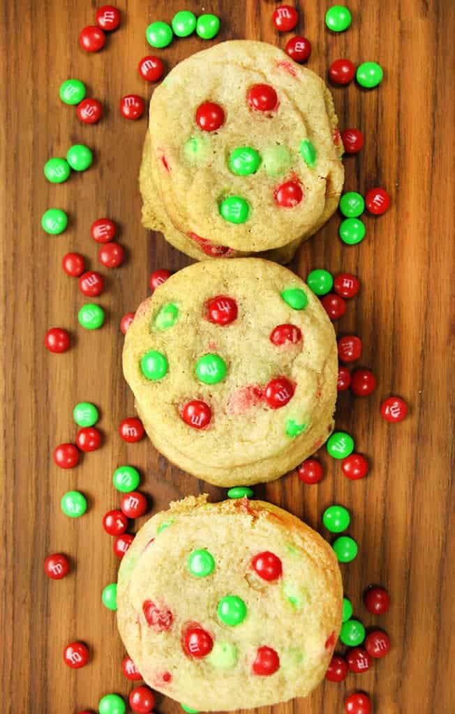 Christmas M&amp;M Cookies - The Salty Marshmallow