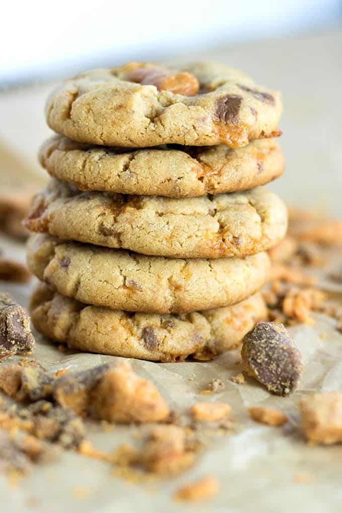 peanut butter butterfinger cookies