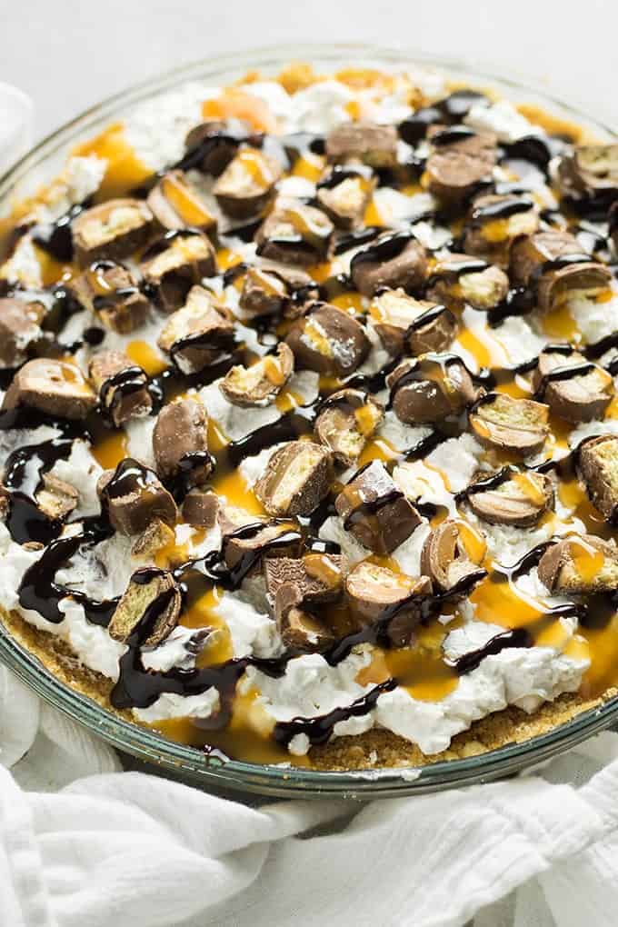 twix cheesecake pie