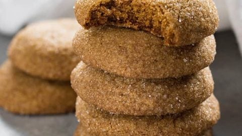 https://thesaltymarshmallow.com/wp-content/uploads/2017/11/old-fashioned-soft-molasses-cookies3-480x270.jpg