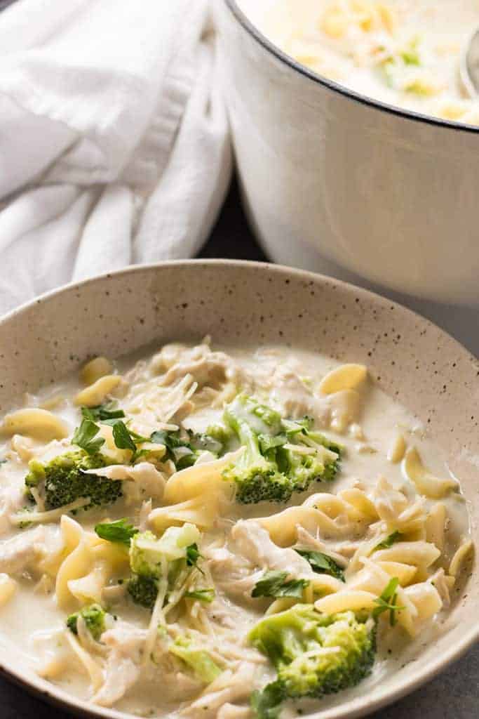 Easy Chicken Alfredo Soup with Broccoli