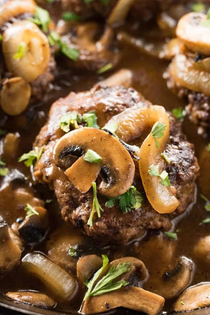 Chopped hamburger steaks with mushroom gravy