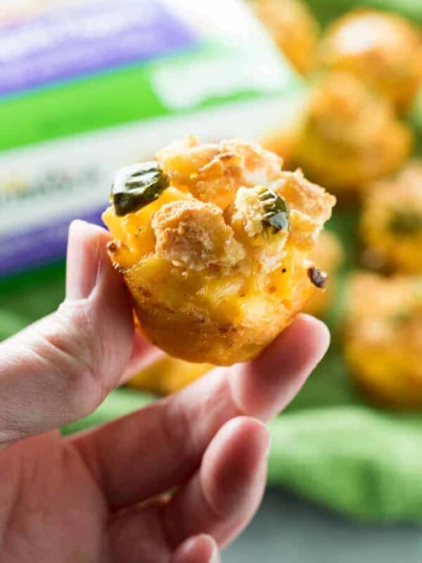 mac and cheese cups with jalapeno pepper topping