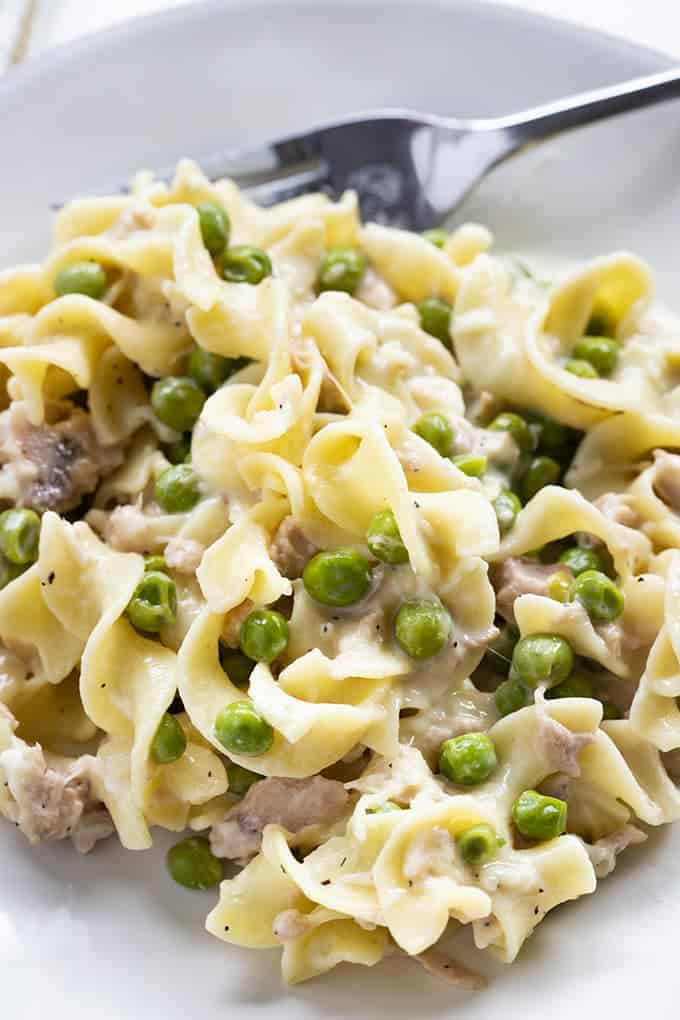 one pot tuna with noodles peas and parmesan
