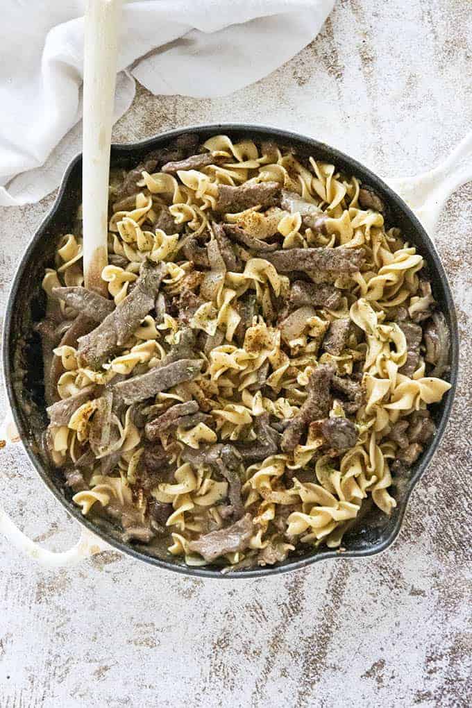 beef stroganoff in pan