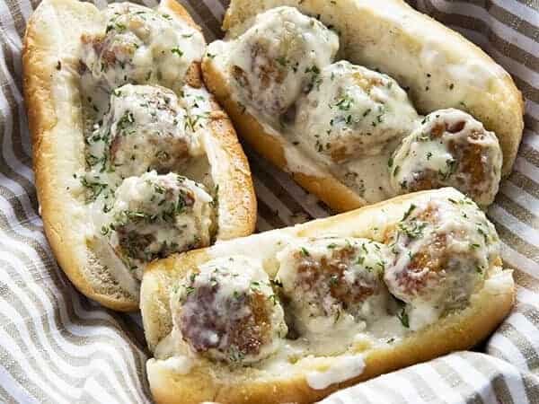 how to make chicken alfredo meatball subs