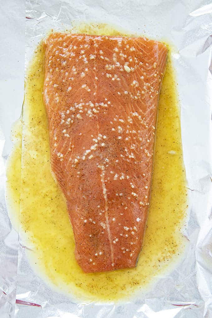 how to make baked salmon in foil 