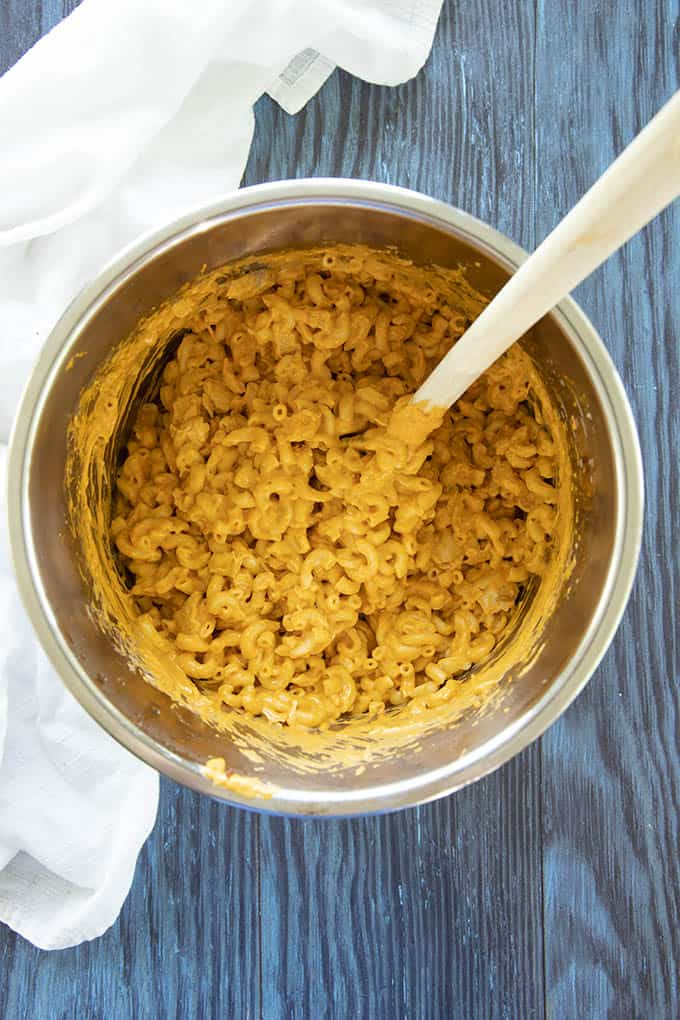 buffalo chicken mac and cheese in the instant pot
