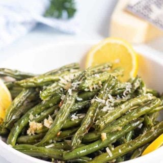 Roasted green beans in a bowl