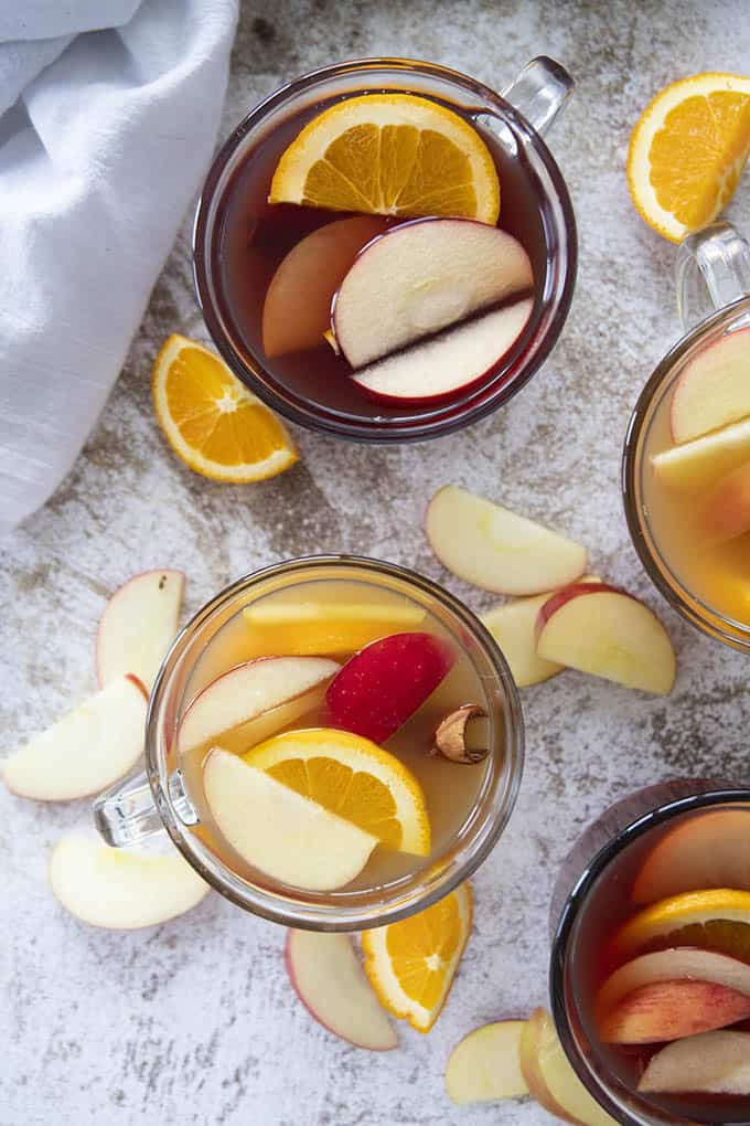 red and white apple cider cocktails