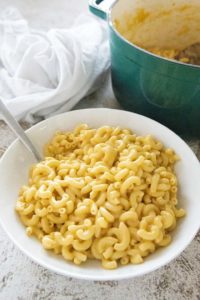 one pot mac and cheese in bowl
