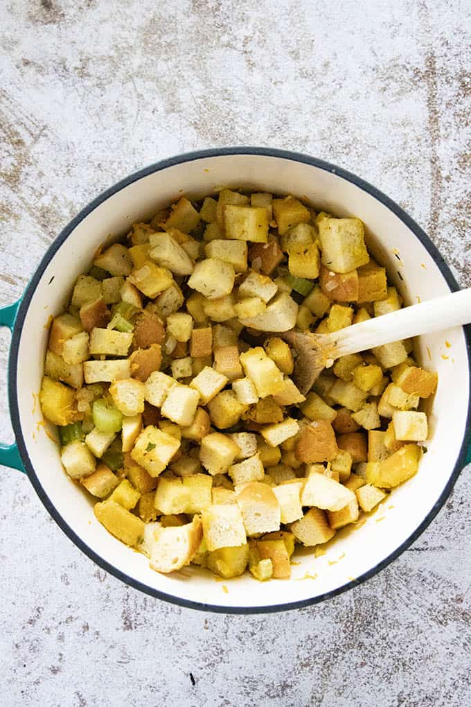 stuffing recipe in a pot