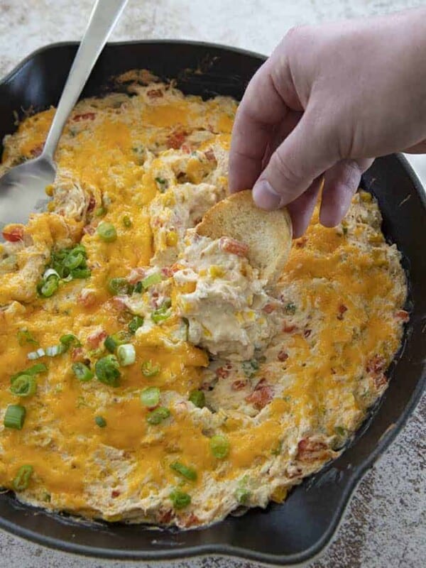hot crab dip in pan