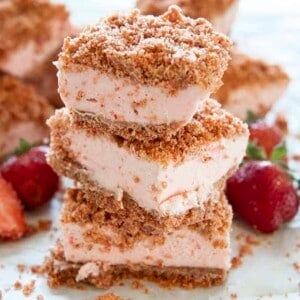 strawberry cheesecake bars