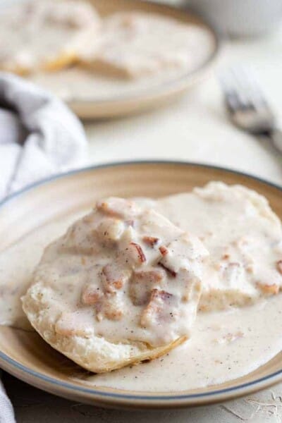 Creamy Bacon Gravy - The Salty Marshmallow