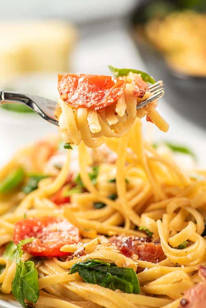 blt pasta on a fork