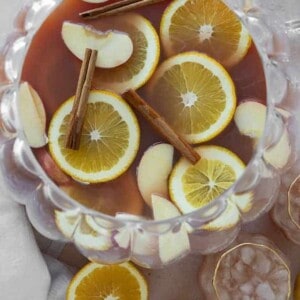 thanksgiving punch in a bowl