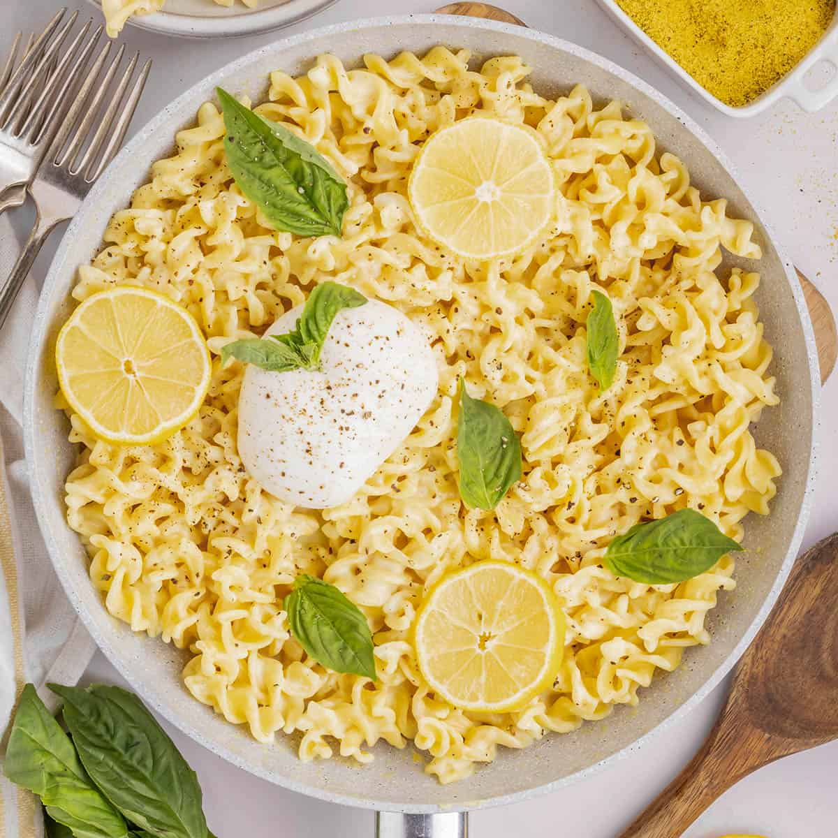 Creamy Lemon Pepper Burrata Pasta The Salty Marshmallow