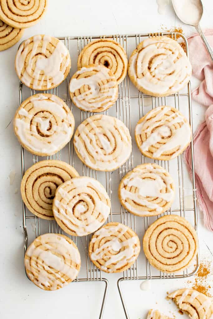 cinnamon roll cookies on a wire rack