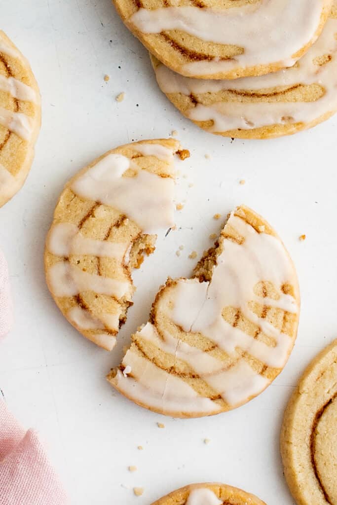 glazed cinnamon roll cookie