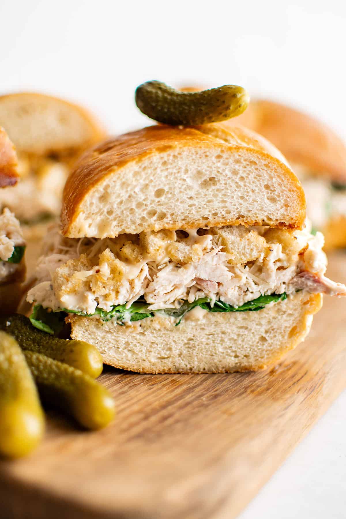 closeup photo of chicken caesar sandwich