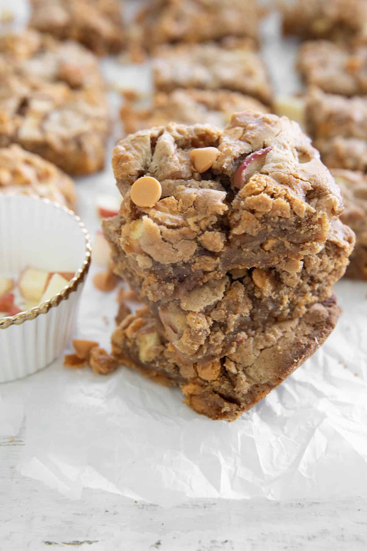 apple blondies with butterscotch chips