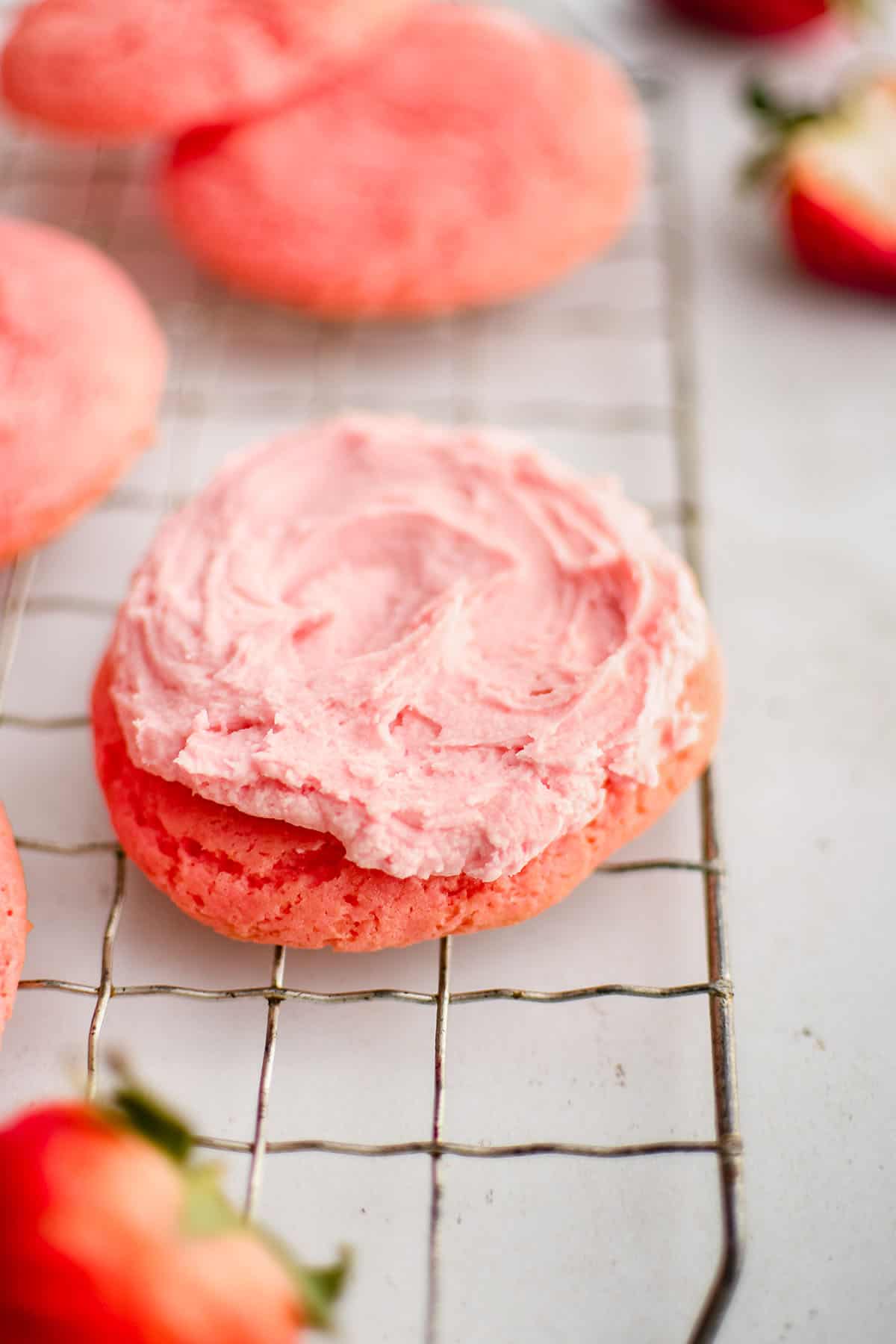 strawberry cake mix cookie