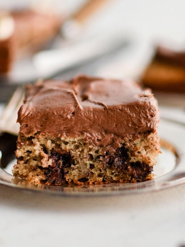 banana chocolate chip cake