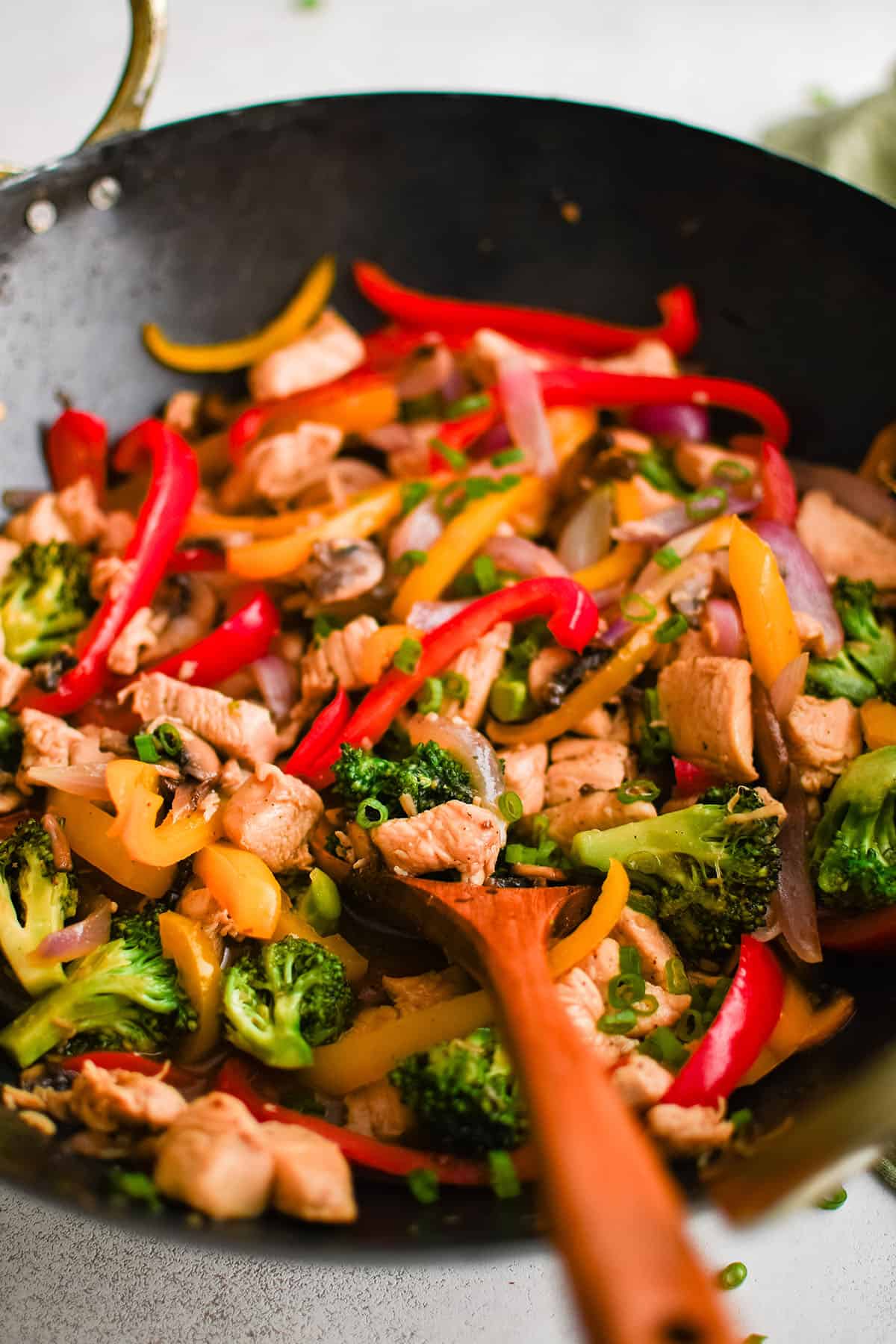 photo of chicken stir fry in a pan