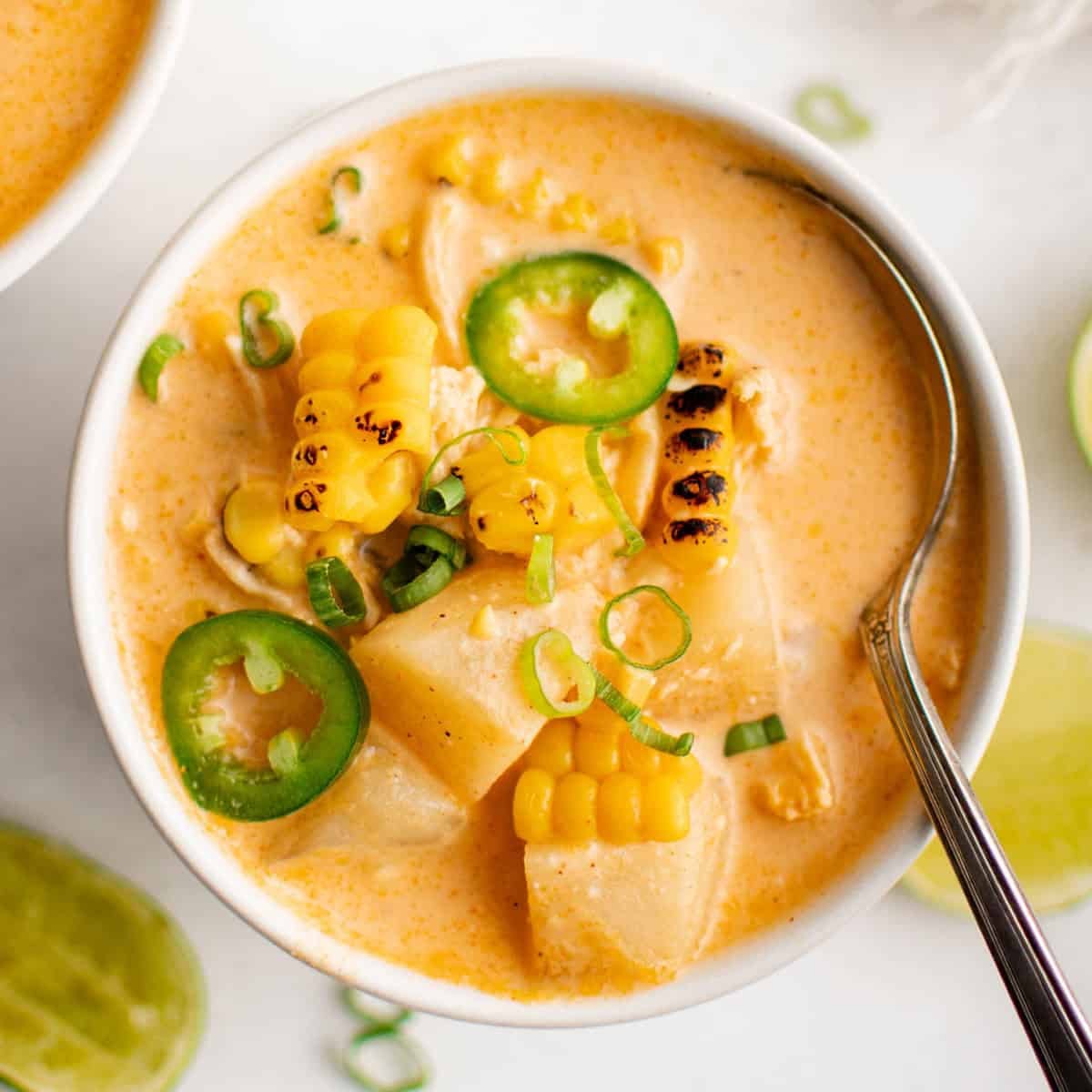 Crockpot Queso Chicken Chowder