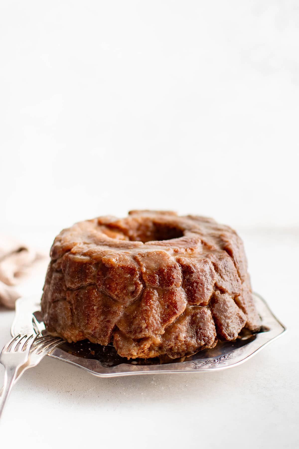 photo of monkey bread on a serving plate